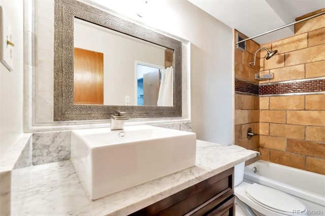 9655 E Center Avenue 6C, Denver, CO 80247