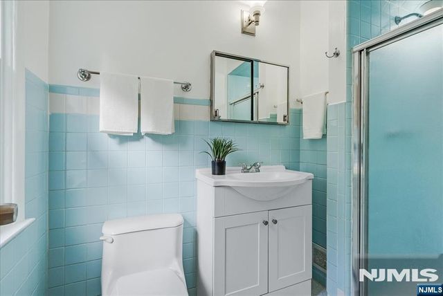 40 Burnett Terrace, West Orange, NJ 07052