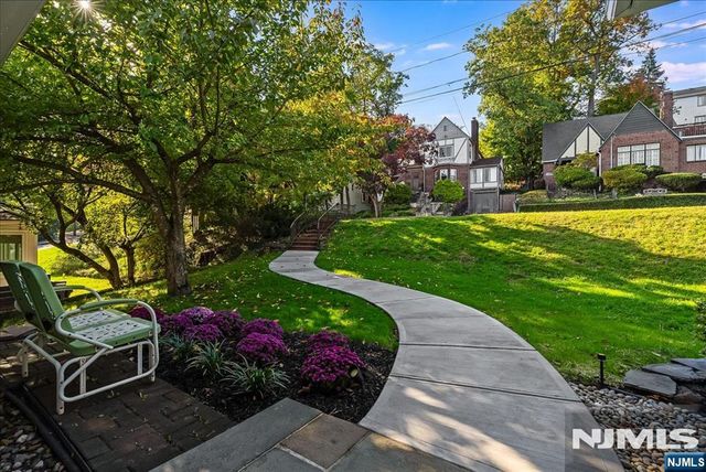40 Burnett Terrace, West Orange, NJ 07052