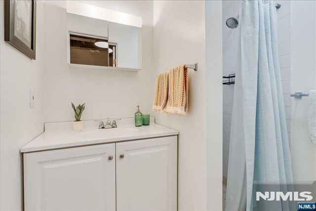 40 Burnett Terrace, West Orange, NJ 07052
