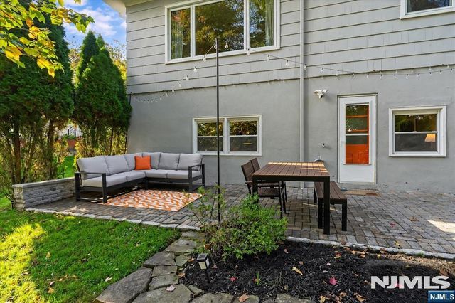 40 Burnett Terrace, West Orange, NJ 07052