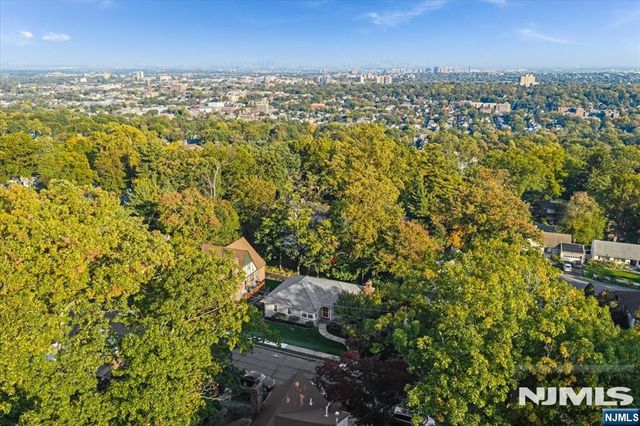 40 Burnett Terrace, West Orange, NJ 07052
