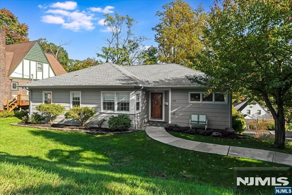 40 Burnett Terrace, West Orange, NJ 07052