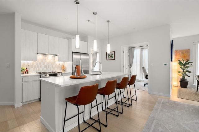 45 W 3rd St 415, Boston, MA 02127