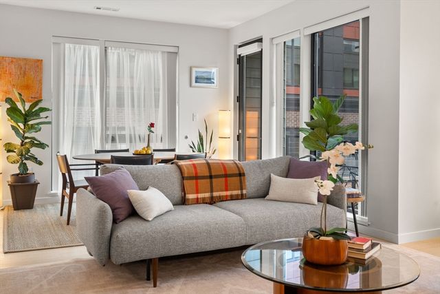 45 W 3rd St 415, Boston, MA 02127