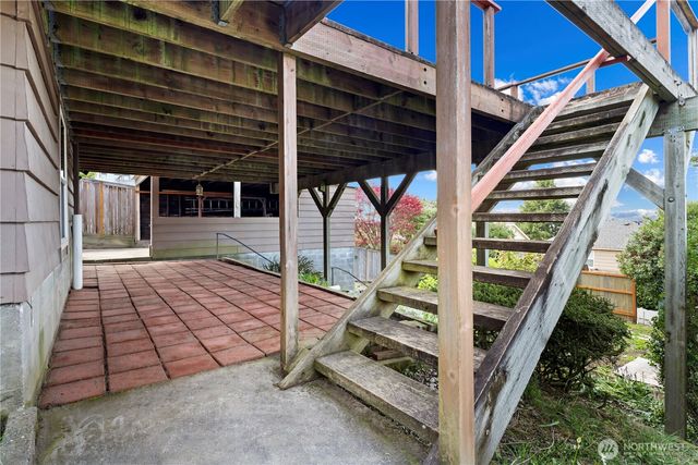 6901 40th Avenue SW, Seattle, WA 98136
