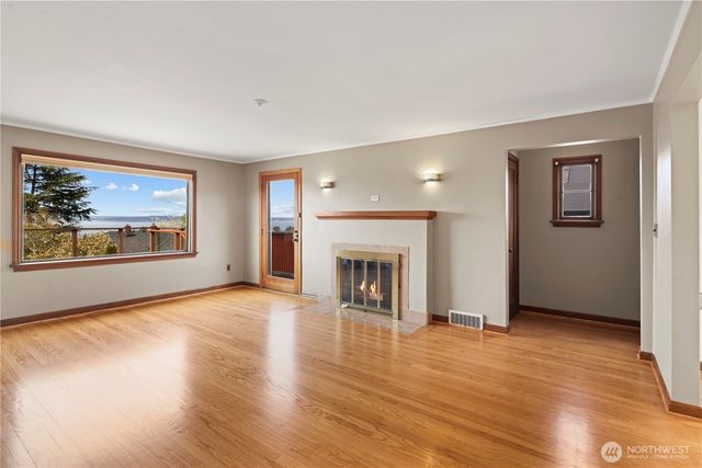 6901 40th Avenue SW, Seattle, WA 98136