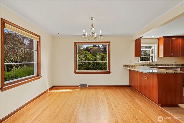 6901 40th Avenue SW, Seattle, WA 98136