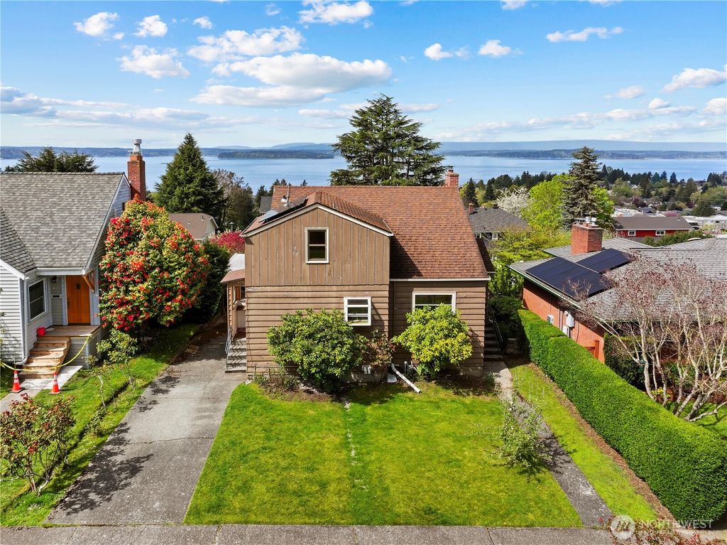6901 40th Avenue SW, Seattle, WA 98136