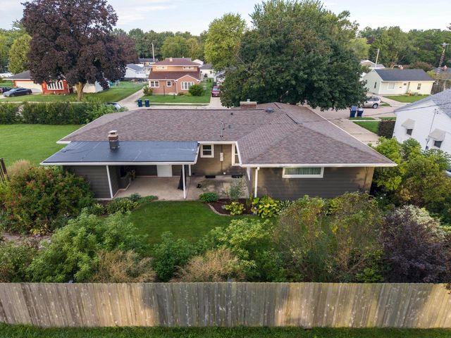 1245 S Terrace Street, Janesville, WI 53546