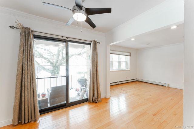 14 Florence 25B, Freeport, NY 11520