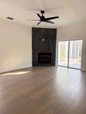 2207 GREEN OAKS LANE, Tampa, FL 33612