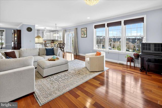 17 COMSTOCK LN, Skillman, NJ 08558