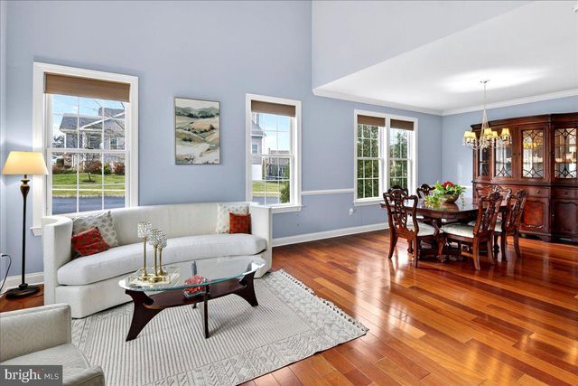 17 COMSTOCK LN, Skillman, NJ 08558