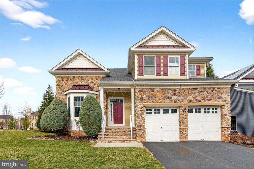 17 COMSTOCK LN, Skillman, NJ 08558