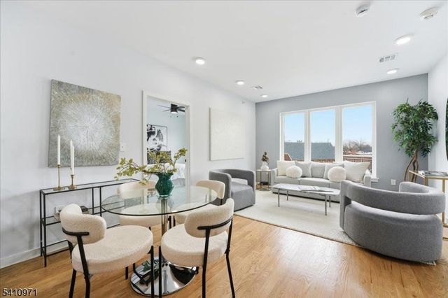 660 Bloomfield Ave 402, Bloomfield Twp., NJ 07003