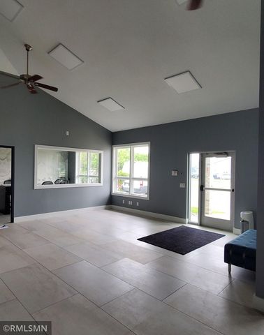 303 12th Avenue S, Buffalo, MN 55313