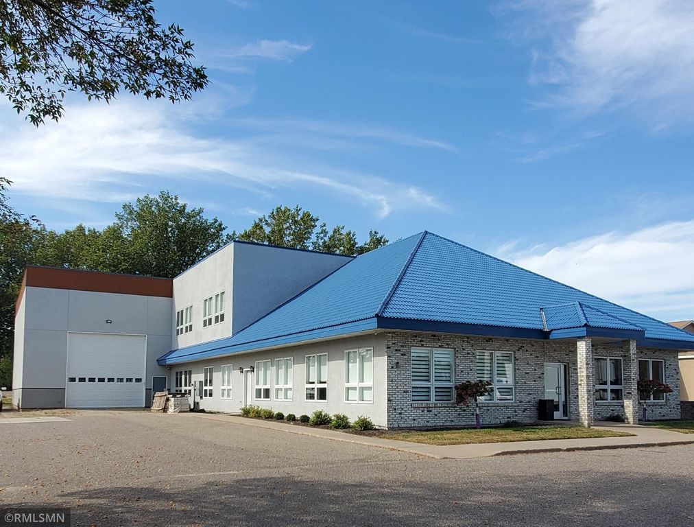 303 12th Avenue S, Buffalo, MN 55313