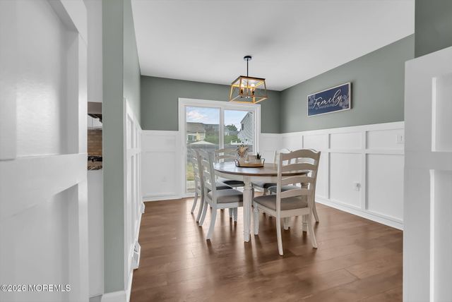 1516 Mizzen Avenue, Beachwood, NJ 08722