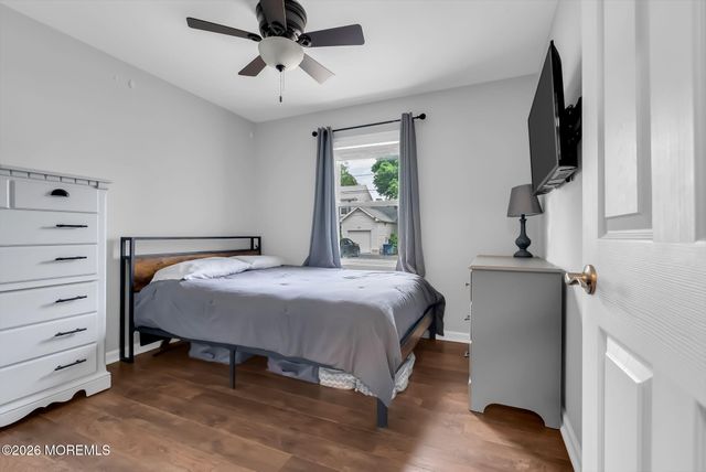 1516 Mizzen Avenue, Beachwood, NJ 08722