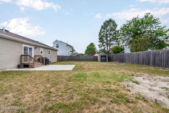 1516 Mizzen Avenue, Beachwood, NJ 08722