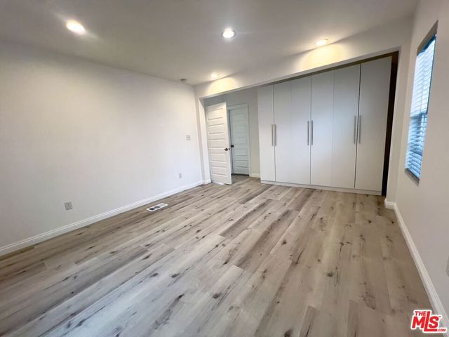 1206 Keniston Avenue, Los Angeles, CA 90019