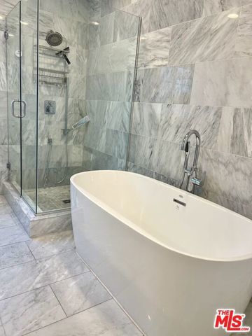 1206 Keniston Avenue, Los Angeles, CA 90019