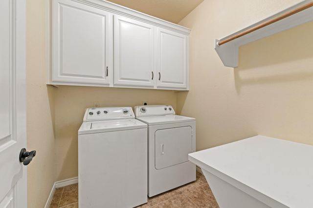 3906 Ambrose Court, Bryan, TX 77808