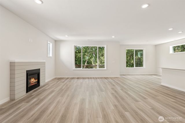 2067 NE Norseman Way, Poulsbo, WA 98370