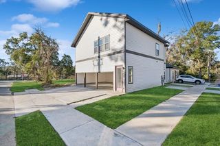 820 SW 5TH STREET, Gainesville, FL 32601