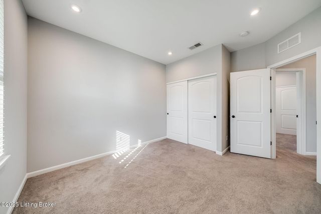 334 Bridlewood Dr, Shepherdsville, KY 40165