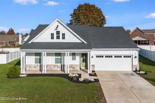 334 Bridlewood Dr, Shepherdsville, KY 40165