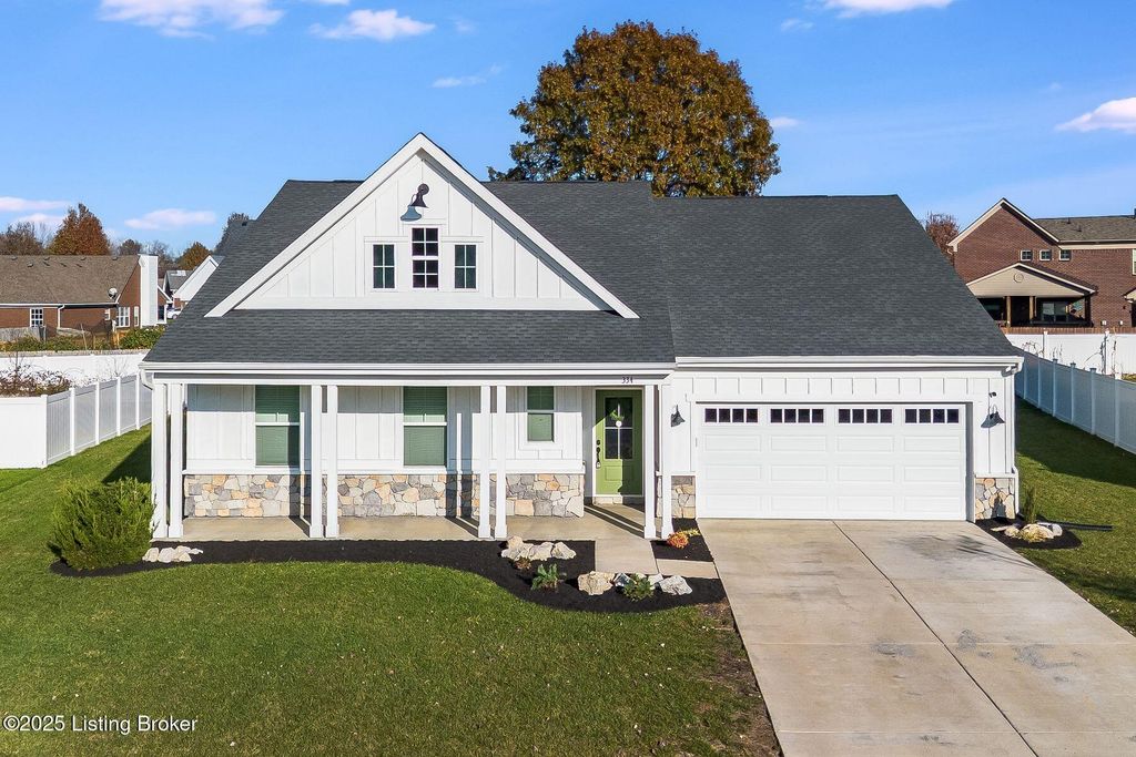 334 Bridlewood Dr, Shepherdsville, KY 40165