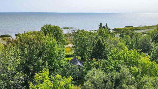 4472 OAKLAND LANE, Oconto, WI 54153