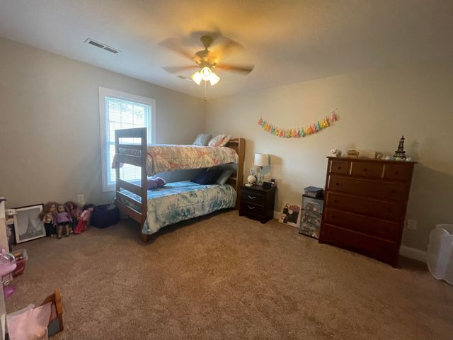 1182 Crest Ridge DR, Bedford, VA 24523