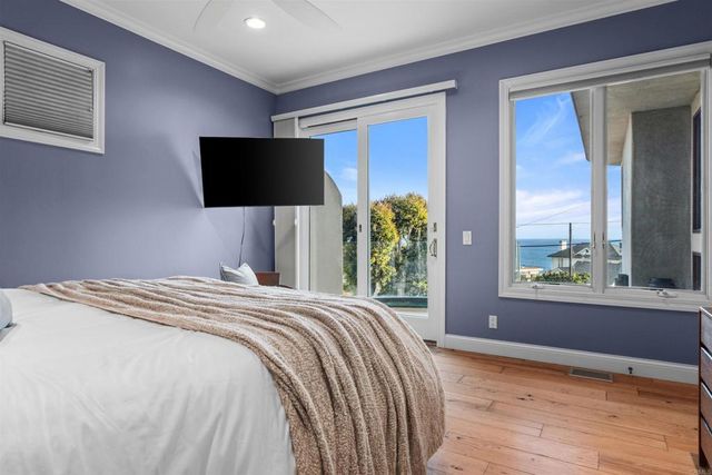 1477 Neptune Avenue, Encinitas, CA 92024