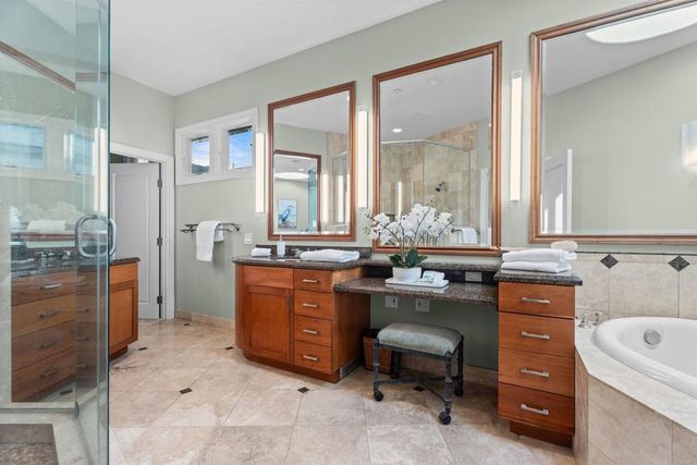 1477 Neptune Avenue, Encinitas, CA 92024