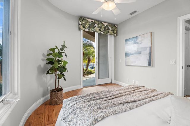 1477 Neptune Avenue, Encinitas, CA 92024
