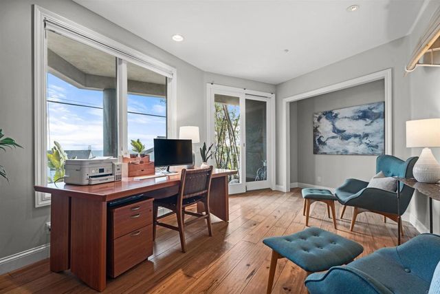 1477 Neptune Avenue, Encinitas, CA 92024