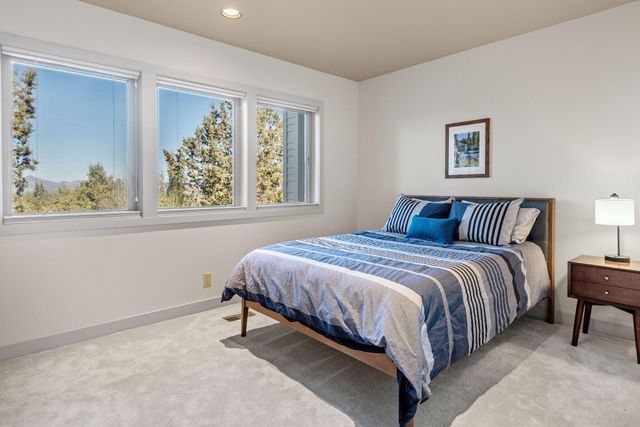 10157 Sundance Ridge Loop SW, Redmond, OR 97756