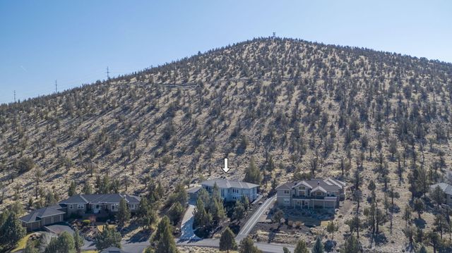 10157 Sundance Ridge Loop SW, Redmond, OR 97756