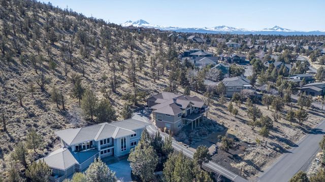 10157 Sundance Ridge Loop SW, Redmond, OR 97756