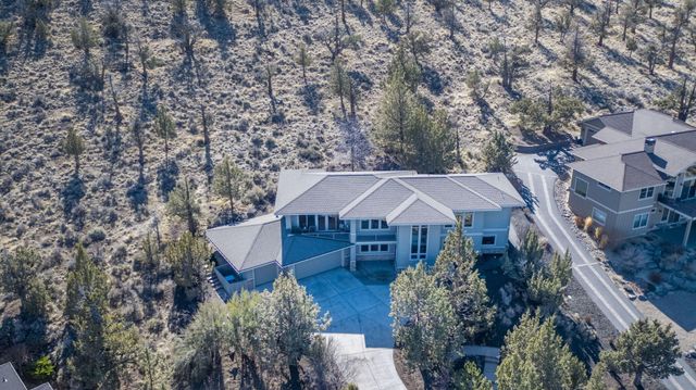 10157 Sundance Ridge Loop SW, Redmond, OR 97756