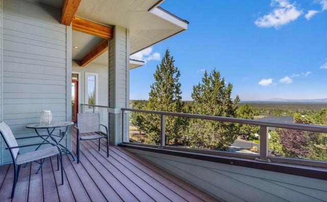 10157 Sundance Ridge Loop SW, Redmond, OR 97756