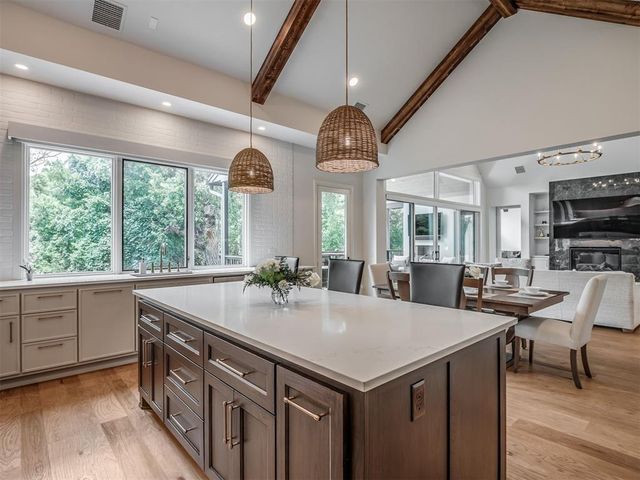 13409 Creek Pointe Lane, Oklahoma City, OK 73131