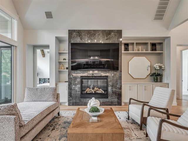 13409 Creek Pointe Lane, Oklahoma City, OK 73131