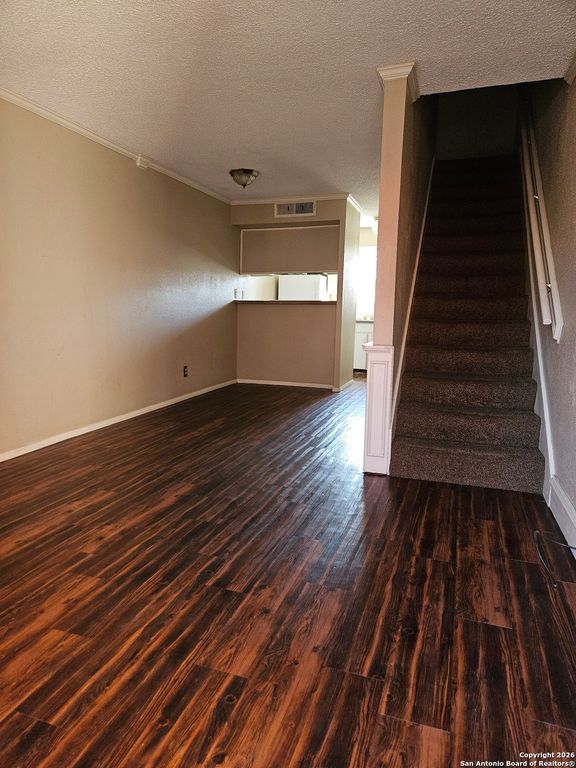 3243 Nacogdoches Rd Apt 910, San Antonio, TX 78217