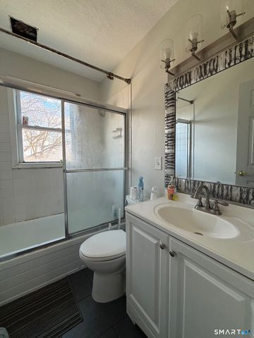 6 Irving Place, Danbury, CT 06810