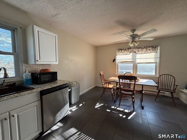 6 Irving Place, Danbury, CT 06810