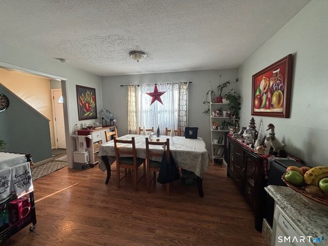 6 Irving Place, Danbury, CT 06810